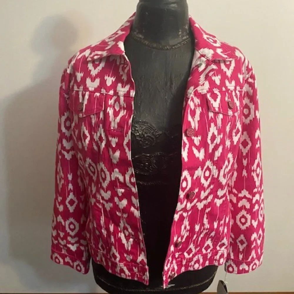 DG2 by Diane Gilman Pink, White Jacket, size Medium